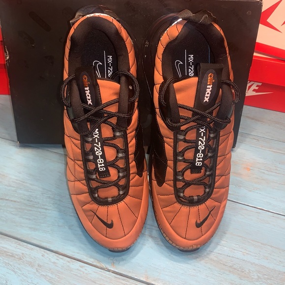 NWB MENS NIKE AIR MAX 720-818 SHOES BV5481 800